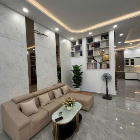 Bán nhà Q1 – Trần Hưng Đạo liên thông Trần Đình Xu, căn hiếm giữa trung tâm Sài Gòn