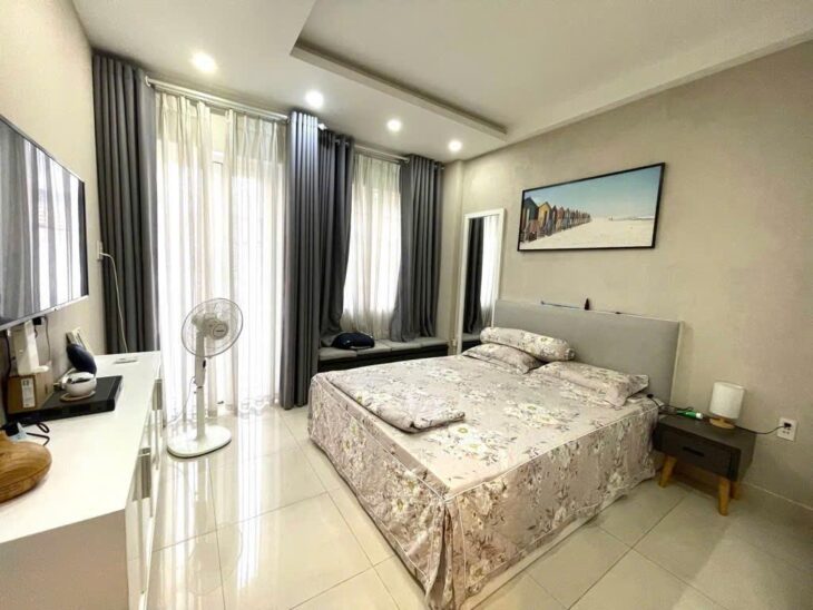 Bán nhà Q1 – Trần Hưng Đạo liên thông Trần Đình Xu, căn hiếm giữa trung tâm Sài Gòn
