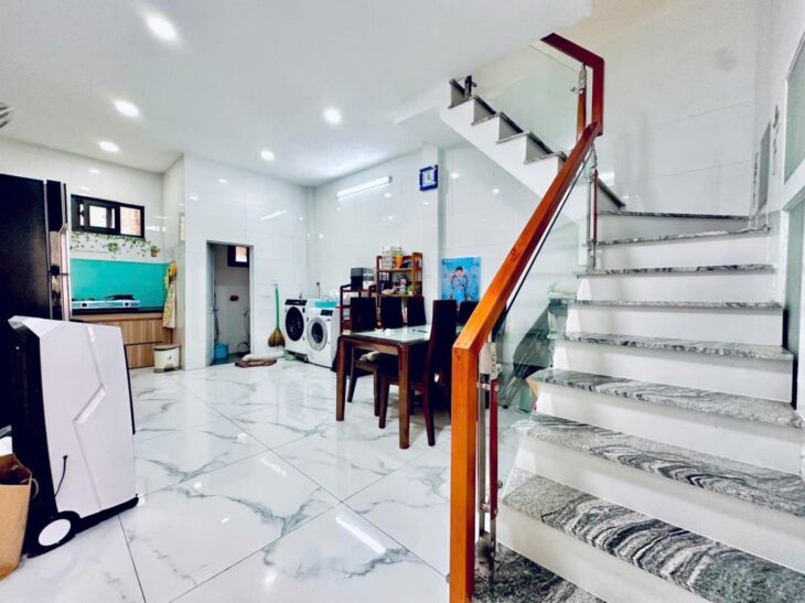 RẺ ĐẸP, Nhà Quang Trung, 48m2, 2 tầng Full đồ, 4.25 tỷ TL 0964364745
