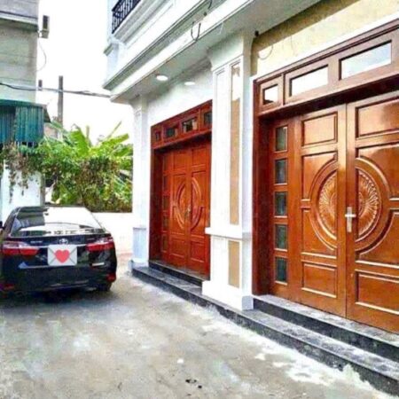 THẠCH BÀN- Ở NGAY- 5 TẦNG- Ô TÔ ĐỖ CỬA – CHỈ 5.X TỶ