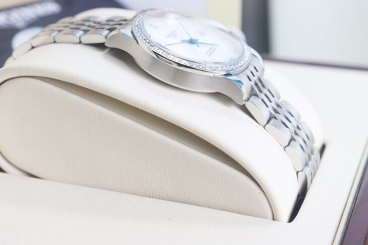 ĐH Nữ Longines Record Automatic Chronometer Mặt Xà Cừ, full Kim Cương, Size 30mm Fullbox