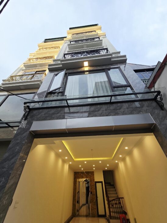 Bán nhà thạch bàn, 45m x 6T gara thang máy kinh doanh nhỏ, giá chỉ nhỉnh 11 tỷ còn tl. LH 0936123469