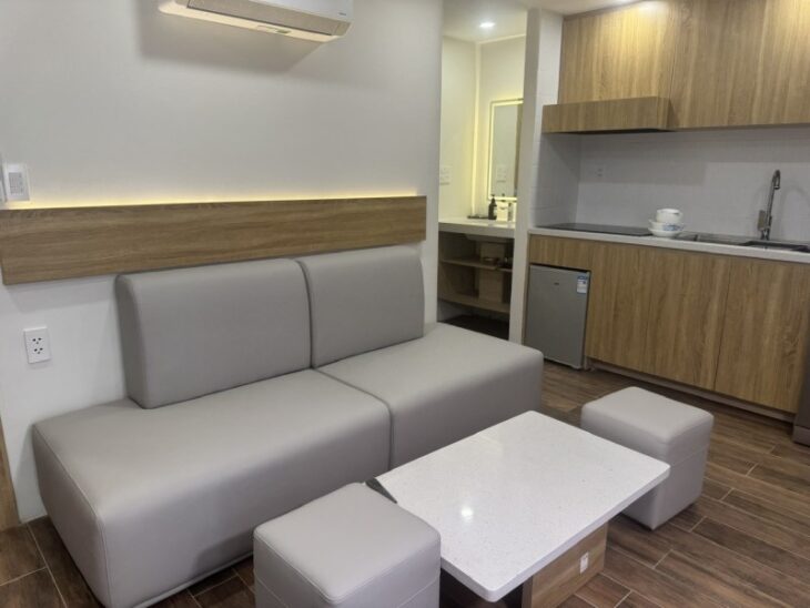 Bán tòa căn hộ 2 mặt tiền gần biển Nguyễn Tất Thành – 5 căn hộ đang khai thác – giá 13.2 tỷ!