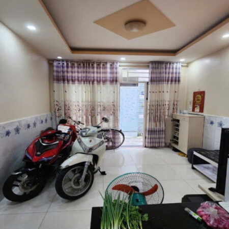 Giảm sốc 1.1 tỷ! Nhà Vuông SHR 2 tầng 22m2 – Phan Huy Ích Gò Vấp