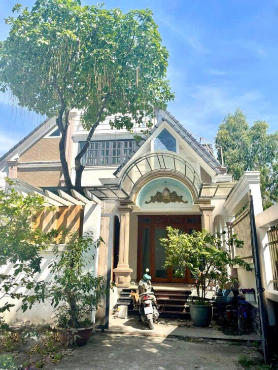 L1596 ⭐️⭐️ Nhà vườn Mặt tiền Thạnh Xuân 40, SHR, Nở hậu, HXH, 2 tầng, 6.5x31m, 9.x tỷ