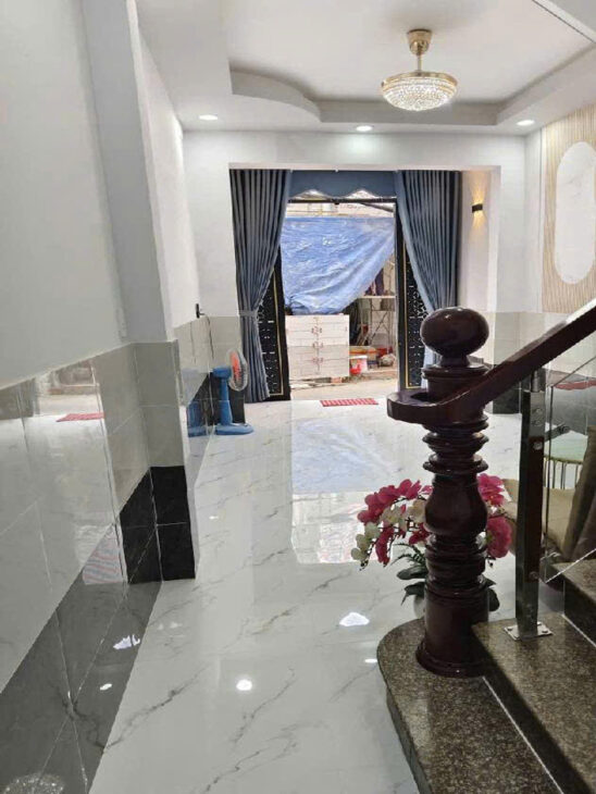 L1640 ⭐️ NHà Bình Đông Q8, SHR, Nở hậu, 3 tầng, 3.3x11m, 4.x tỷ