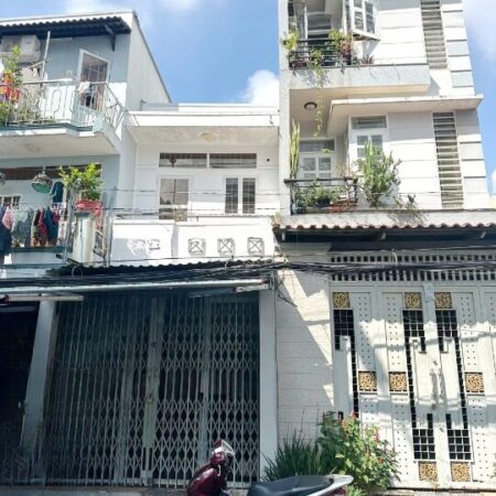 Bán nhà MTNB 10m Bùi Minh Trực gần công viên Bông Sao P5 Q8