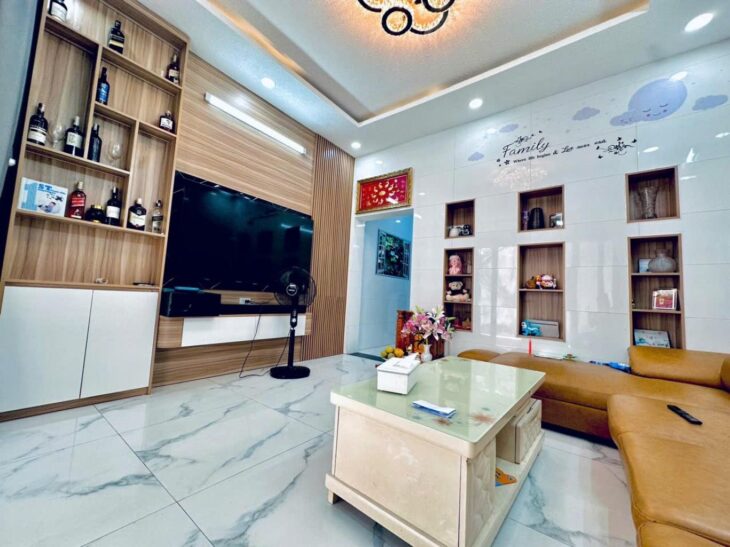 RẺ ĐẸP, Nhà Quang Trung, 48m2, 2 tầng Full đồ, 4.25 tỷ TL 0964364745