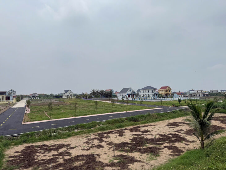 Bán đất giao phong quất lâm 95m2 sát bãi biển và flamingo hơn 1 tỷ