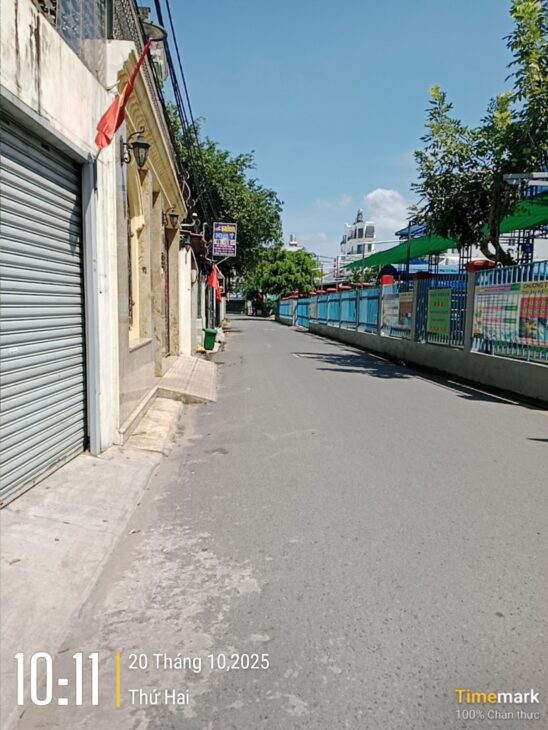Bán nhà hẻm Liên khu 4-5, Bình Tân. 65m2, 3 tầng, 4PN, SH, 5.8 tỷ. LH: 0909898125