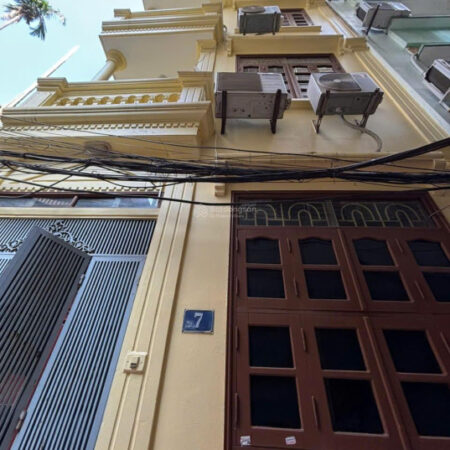 Cho thuê nhà riêng 5 tầng- 14 triệu VND tại Đường Dương Quảng Hàm, Cầu Giấy, Hà Nội