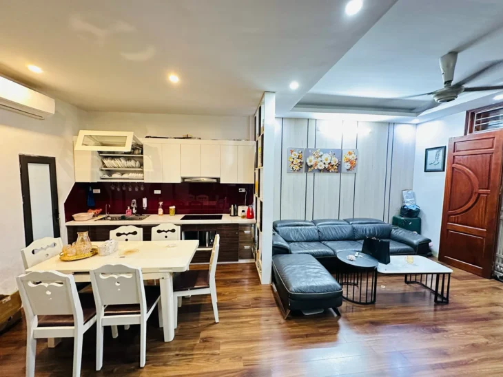 Bán Nhà Võ Thị Sáu 38m2. 5 tầng. mặt tiền 4.5m. giá 13.5 Tỷ Hai Bà Trưng Hà Nội