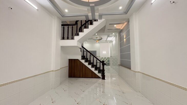 Bán nhà Nguyễn Thị Búp PTCH , Q.12. DT 70m2, 3 tầng, 4PN,nhỉnh 5 tỷ