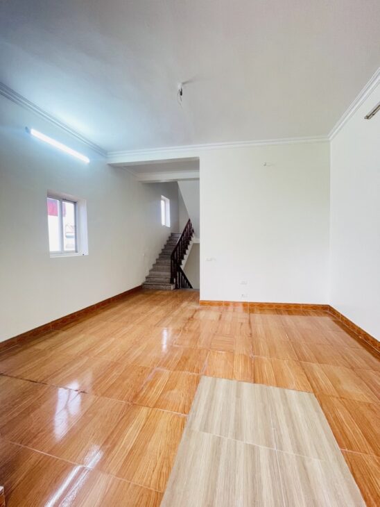 Bán nhà đẹp Khai Sơn Ngọc Thuỵ oto Lô Góc 3 thoáng -Dân xây- Cạnh công Viên 35m 5 tầng 8 tỷ(TL)