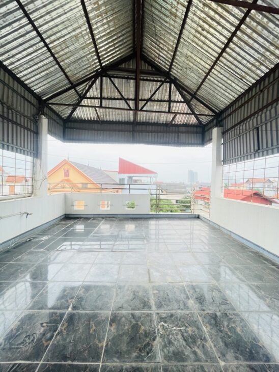 Bán nhà đẹp Khai Sơn Ngọc Thuỵ oto Lô Góc 3 thoáng -Dân xây- Cạnh công Viên 35m 5 tầng 8 tỷ(TL)