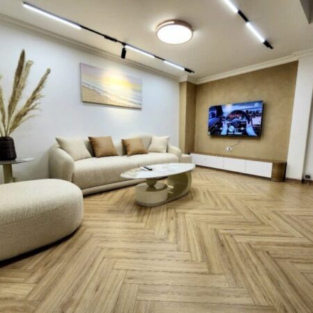 Bạch Mai – 45m – 5 Tầng – Nhà Mới Đẹp Long Lanh