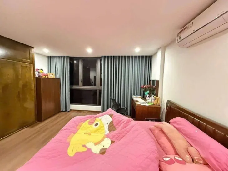 Bán Nhà Khương Thượng 30m2. 5 tầng. mặt tiền 4.5m. giá 11.5 Tỷ Đống Đa Hà Nội