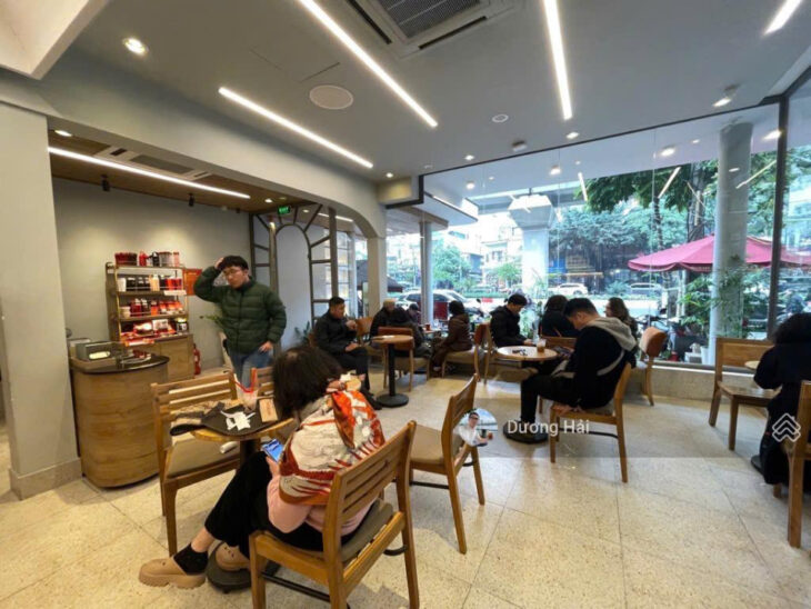 Bán nhà mặt phố phường Nghĩa Đô Cầu Giấy – 100m MT 6m – lô góc hai mặt ô tô kinh doanh vỉa hè