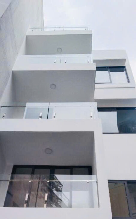 Bán nhà HXH K300 – Nguyễn Thái Bình, Tân Bình – 113m² – 5 tầng – có thang máy – thu nhập 450