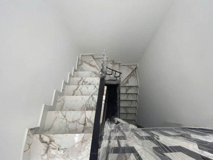 Bán nhà mới đẹp P2 Quận 10 – gần mặt tiền Ngô Gia Tự – 55m² – 4 tầng – full nội thất cao cấp. .