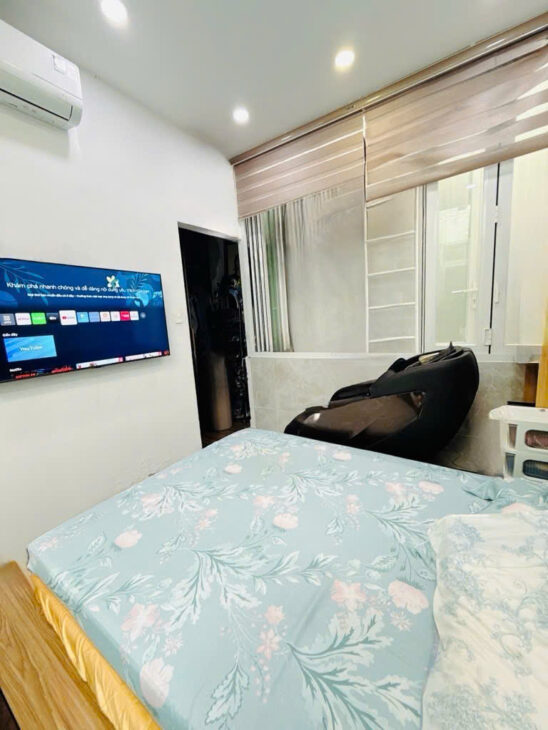 Nhà Bán trung tâm P2 Quận 10 – Nguyễn Chí Thanh – 3 tầng – ngang 4.3m – giá 6.78 tỷ