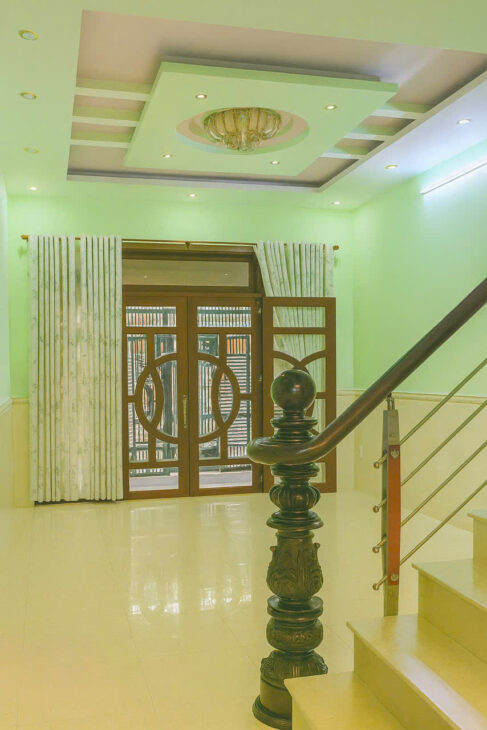 NHÀ CẦN BÁN GẤP P8 TÂN BÌNH – LẠC LONG QUÂN – HẺM Ô TÔ – 4 TẦNG ĐẸP – NGANG 4M