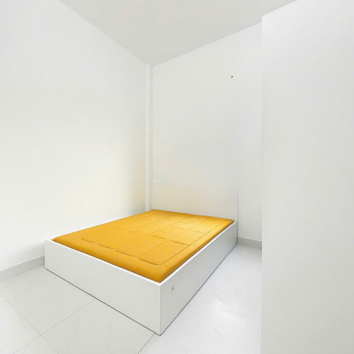 NHÀ CẦN BÁN GẤP P8 TÂN BÌNH – LẠC LONG QUÂN – HẺM Ô TÔ – 4 TẦNG ĐẸP – NGANG 4M