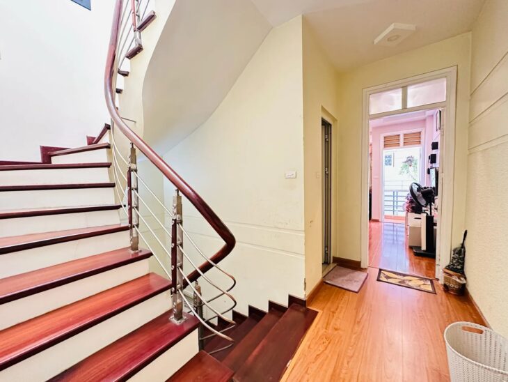 Bán Nhà Trường Chinh 53m2. 5 tầng. mặt tiền 4.3m. giá 14.7 Tỷ Đống Đa Hà Nội