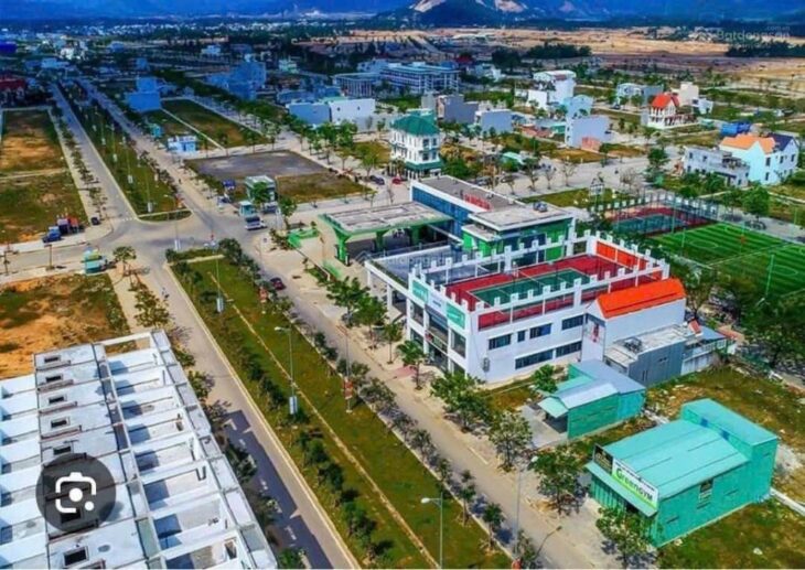 Bán đất thổ cư Nguyễn Tất Thành, Liên Chiểu, Đà Nẵng. 210m2, sổ đỏ, giá 14.5 tỷ, hướng Đông Nam.