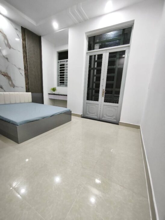 Bán nhà Chính chủ chưa qua kinh doanh gần 60m2 🏠 full nội thất,Đường ô tô vào nhà , full nội