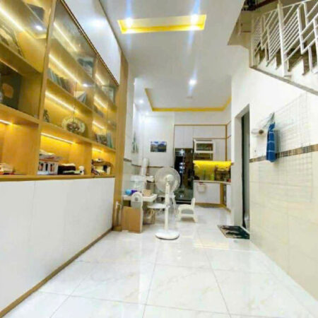 Bán nhà HXH Độc Lập Tân Phú, 40m2, sát mặt tiền, gần Chợ Tân Hương & AEON MALL chỉ 7,3 tỷ.