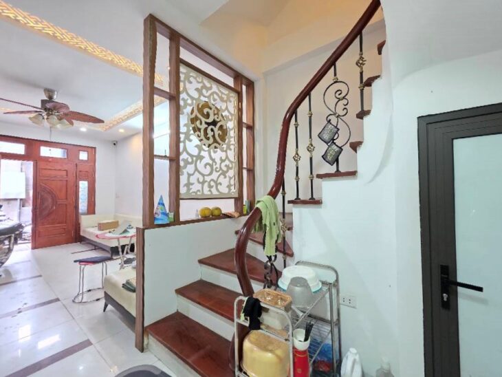 Bán nhà Đại Từ, Hoàng Mai, Ô tô đỗ cửa, lô góc, 15m ra phố, 40m2, 10.5 tỷ(MTG)