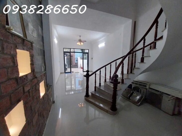 Q12 Tân Thới Nhất 1 – Nhà 3 Tầng DT: 92m2 – SGR – Hoàn Công Đủ – Giá: 6,390 Tỷ..