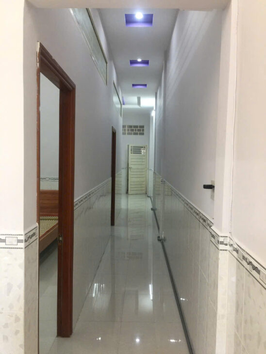 73. Nhà 5 triệu 2 phòng ngủ Phạm Ngọc Hưng