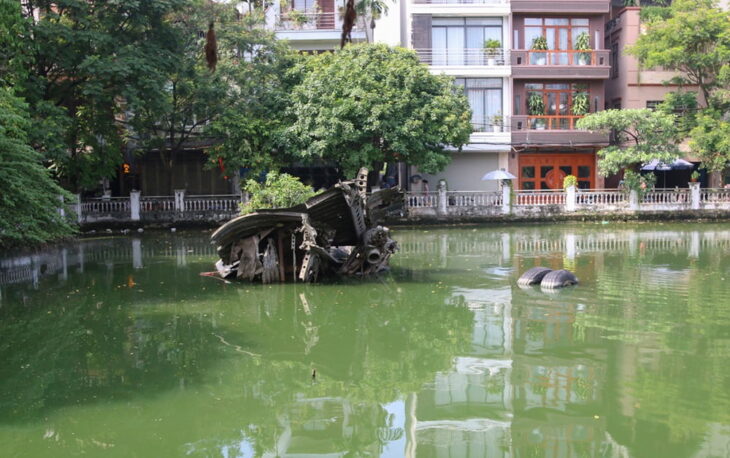 17.11.25.1. Bán nhà gần CV Bách Thảo, view hồ điều hòa, dt 150m2 có sân vườn, thoáng mát, MT khủng