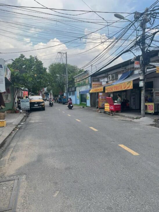 Bán nhà mặt tiền 4x15m giá 4,99 tỷ Đông Hưng Thuận 17