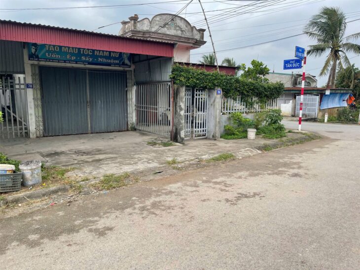 Mặt đường lớn Vũ Thị Ngọc Toàn – có sẵn nhà cho thuê – giá hiếm! Giá 2.4xx tỷ ZALO 0567 222 555