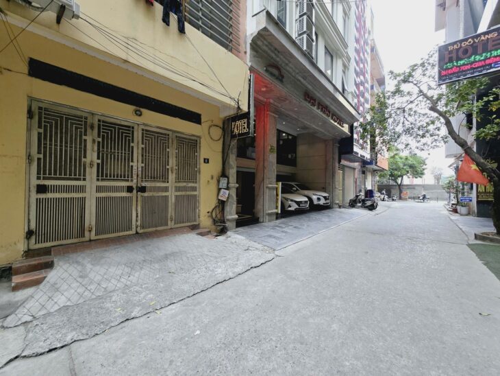 giá thấp ! Phân Lô Nghĩa Đô, xe con tránh hoạt động, vỉa hè 2 thoáng, 48m, 5 tầng, mt 4m