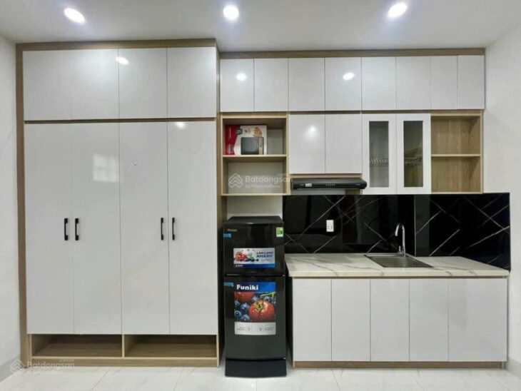 Tòa CHDV gần ô tô 11 PKK * 6 tầng – thang máy – full PCCC – DT 50 triệu/tháng – ngõ thông