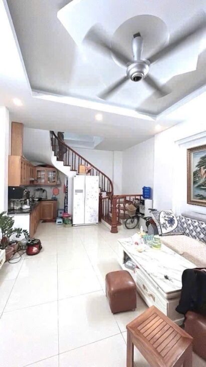 BÁN NHÀ HOÀNG NHƯ TIẾP LONG BIÊN,OTO ĐỖ CỔNG, 2 THOÁNG,DÂN XÂY,44M NHỈNH 8 TỶ