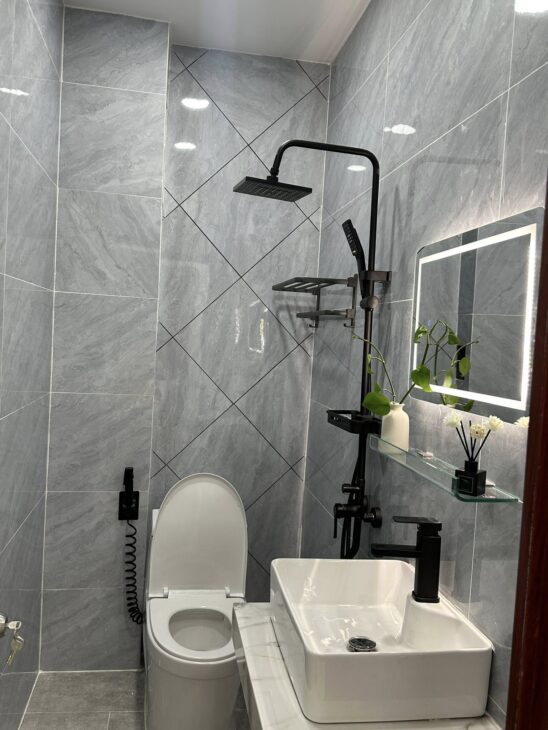 Bán nhà đẹp hẻm 6m Đường Số 20, P. Bình Hưng Hòa A, Bình Tân, 2 lầu, giá tốt