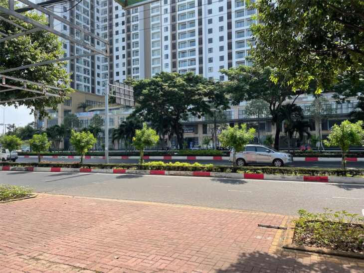 Cho thuê mặt bằng kính đẹp mặt tiền đường Bình Giã 2/9 Vũng Tàu