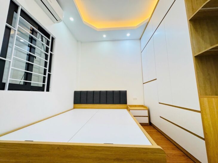 Bán nhà Kim Giang, Hoàng Mai, lô góc, gần phố, nở hậu, 40m2, 10.6tỷ(MTG)