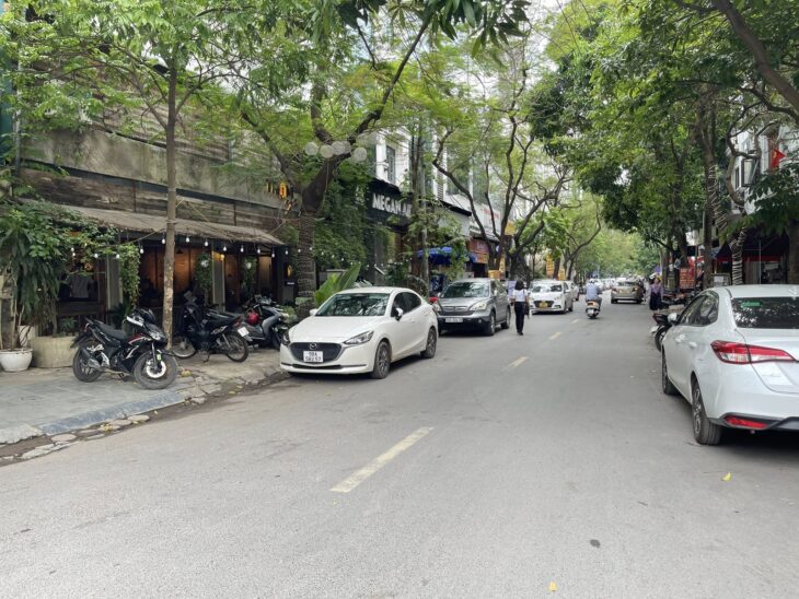 Tòa giáp 90 Nguyễn Tuân, 2 mặt thoáng, 3 xe con tránh, 60m, 18.9 Tỷ, 6 tầng thang máy