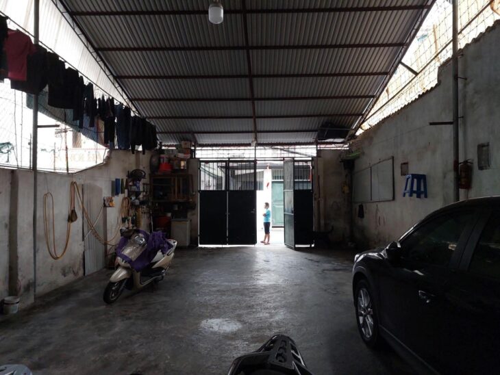 bán nhà Gia Thuỵ, 90m, mặt tiền 5.5m, ôtô tránh, full thổ cư