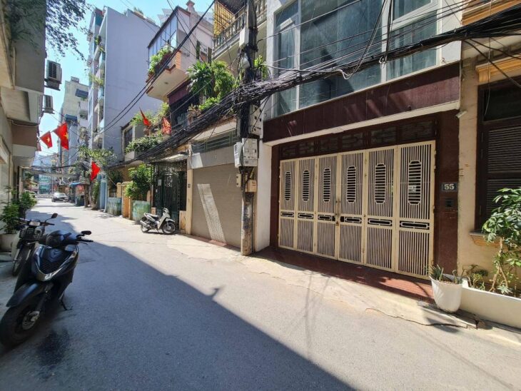 NHÀ PHÂN LÔ CẦU GIẤY – Ô TÔ TRÁNH, NGÕ THÔNG ,2 MẶT TIỀN ĐỀU Ô TÔ KINH DOANH – TRẦN QUỐC HOÀN