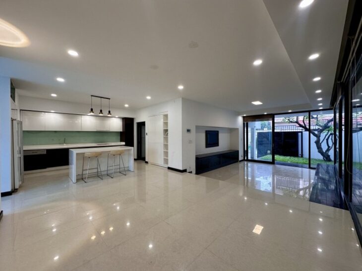 Villa KDC Sông Đà, Thủ Đức, Ngay Hiệp Bình, Gần Gigamall, Phạm Văn Đồng. Giá thương lượng.