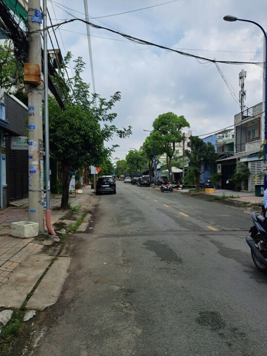 Nhà mặt tiền đường Lê Thị Ánh, Tân Thới Nhất, Q12, 4 x 19m, 13tr