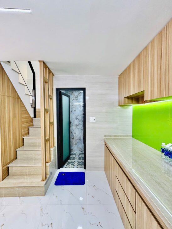 Nhà gần Đại học Văn Hiến, Ni Sư Huỳnh Liên, 44m², 5 tầng – Giá chỉ 5,5 tỷ