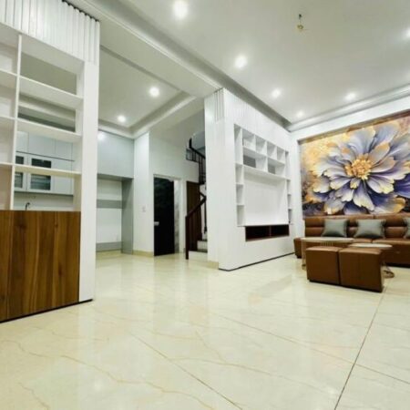 BÁN NHÀ AN DƯƠNG VƯƠNG Ô TÔ VÀO NHÀ -GẦN CIPUTRA -NHÀ ĐẸP Ở NGAY 83M 15.3TỶ